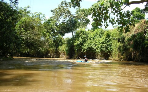 river photo